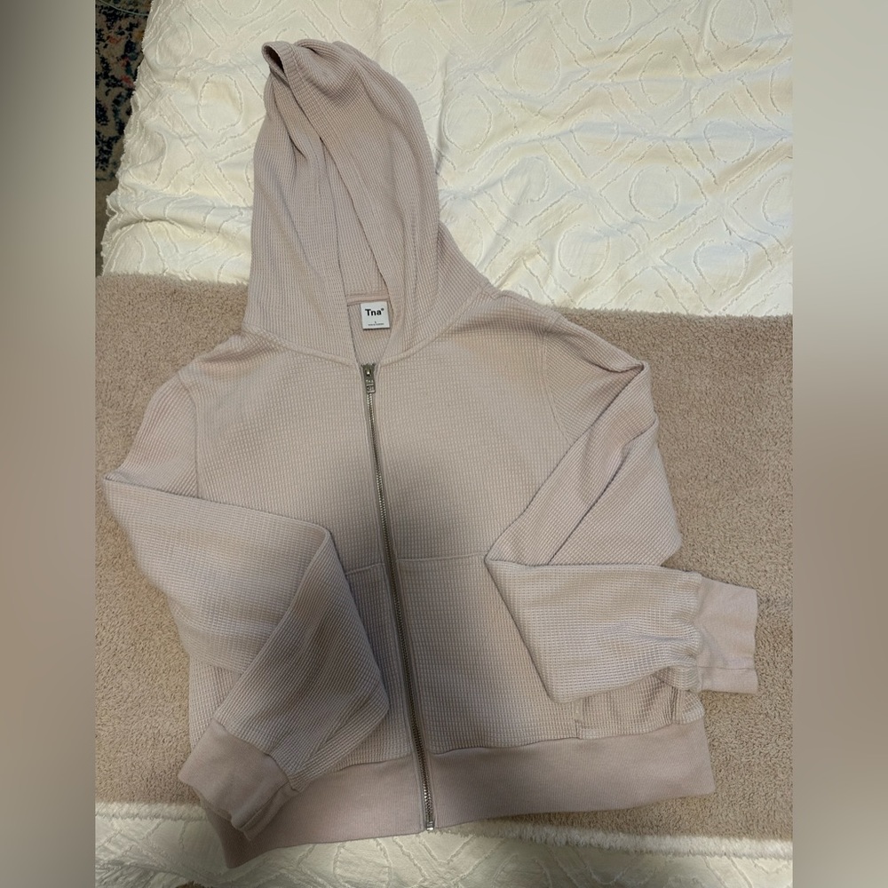 Aritiza TNA lilac zip up